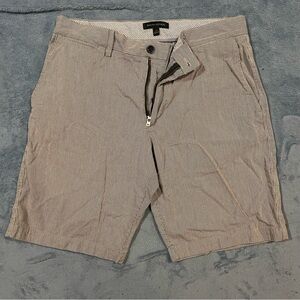Banana Republic Men's Tan Flat Front Shorts